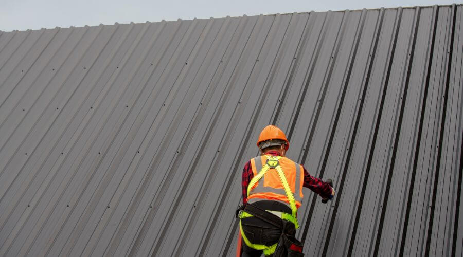 Professional metal roof installation services in Cumberland Furnace, TN